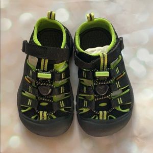 Keen sandals. Newport H2. Toddler Boys